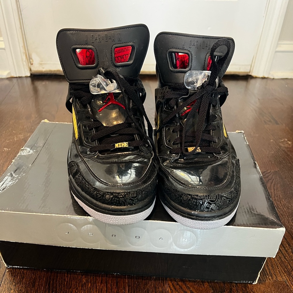 🩷SOLDJordan Spizike Stealth Black Patent